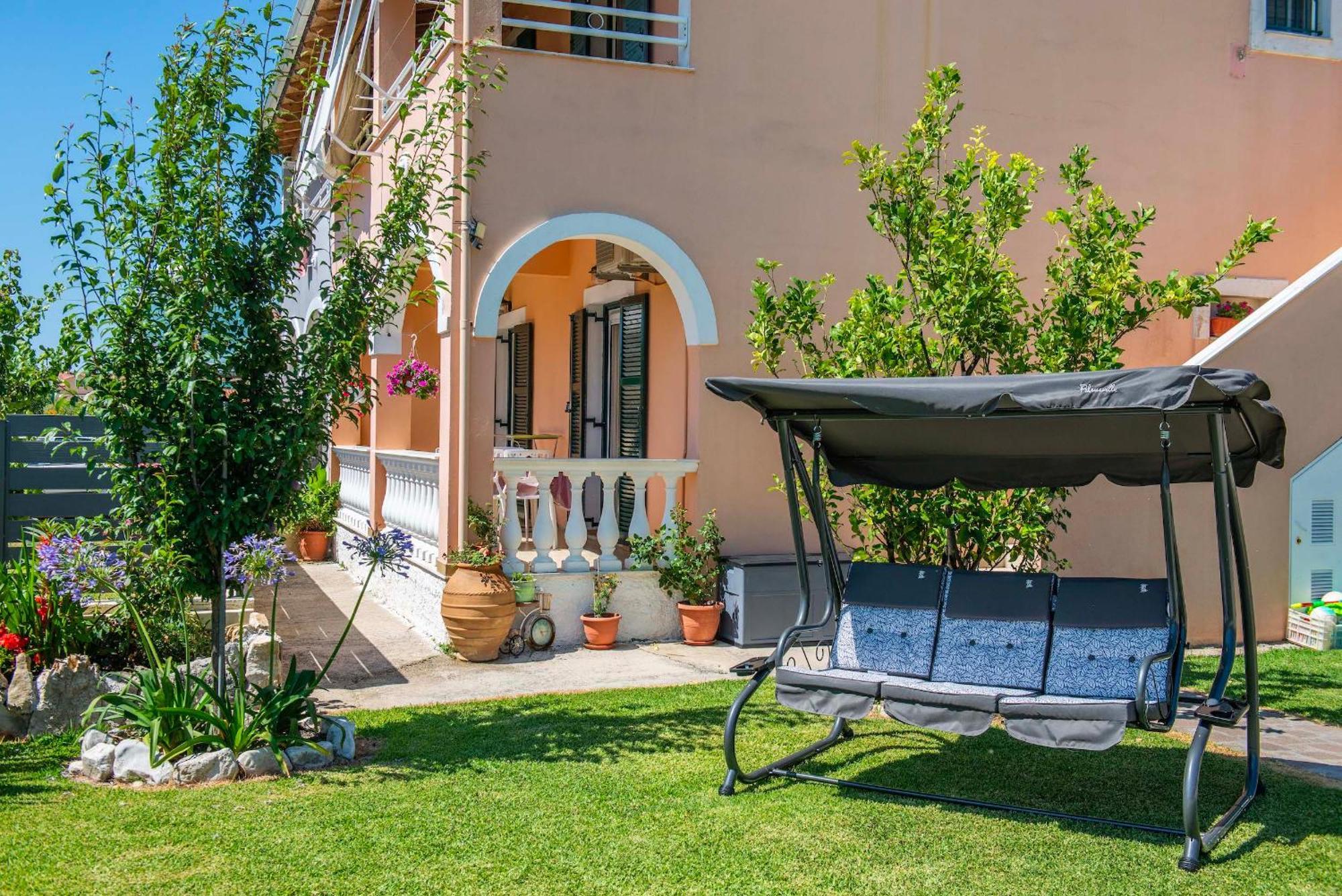 אצ'ארבי Zoe Boutique Apartment מראה חיצוני תמונה